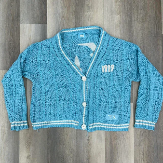 Taylor Swift 1989 Cardigan MD/LG Blue Cable Knit