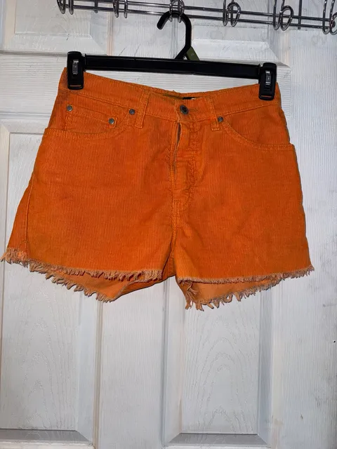 Levi's SilverTab 630 Corduroy Shorts Size 9 Orange