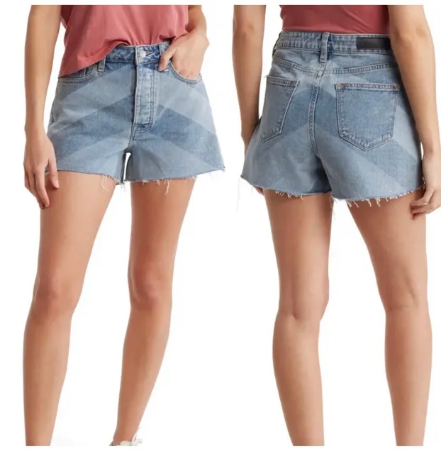 Vigoss Chevron Short Distressed Mid Rise Denim Raw Hem Blue Size 32