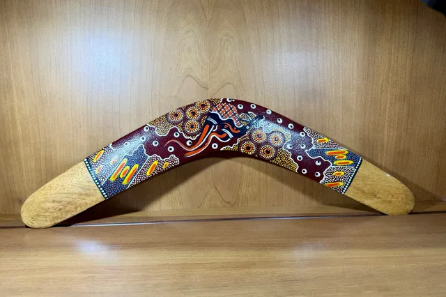 Valdo Australia Hand Painted Wooden Boomerang Aboriginal Dot Art Wall Decor