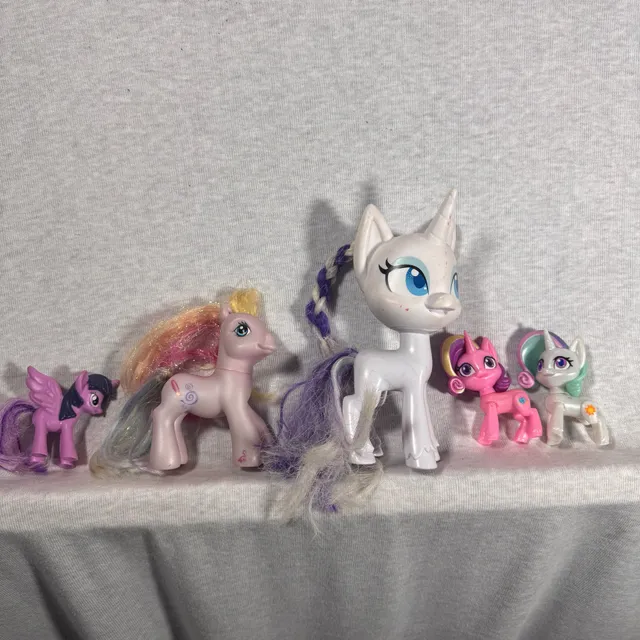 My Little Pony Figure Lot Vintage, New and Unbranded in Fair Condition