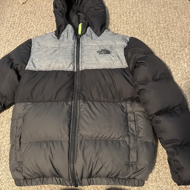 The North Face Reversible Puffer Jacket Grey Black 10
