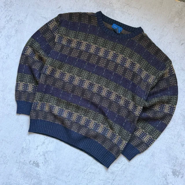 Towncraft Crewneck Sweater Size Large Geometric Patterned Knit