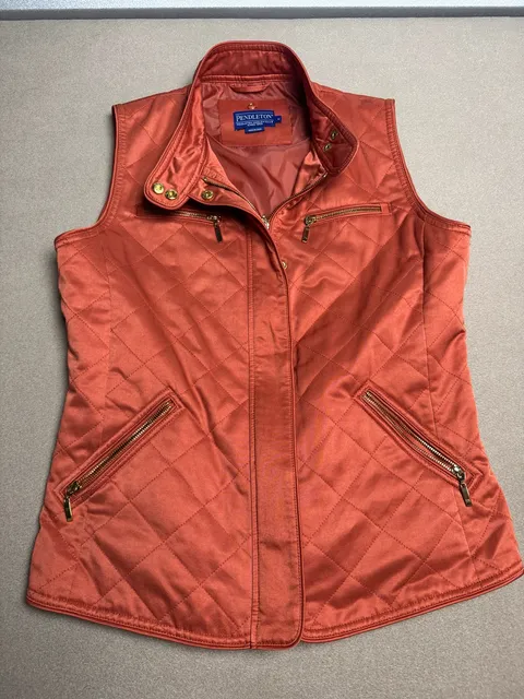 Pendleton Quilted Vest Size M Rust Orange Full Zip Stand Collar