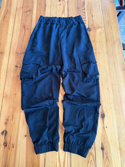 Alo Yoga Cargo Jogger Size XS Black Nylon Pants