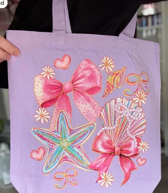 Purple shell tote bag