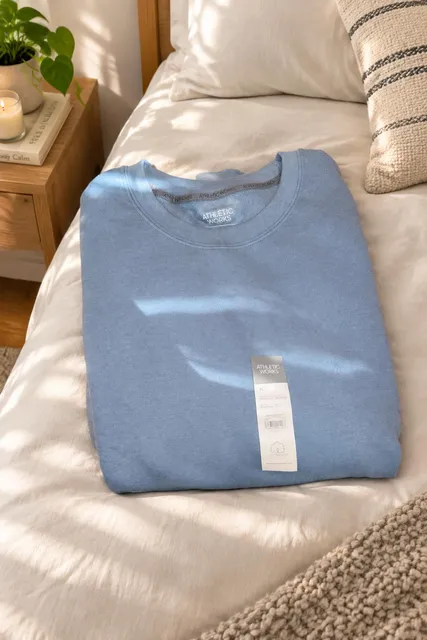 Athletic Works Sweatshirt Size XL Blue