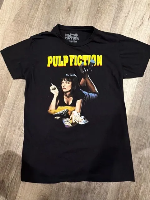 Goodie Two Sleeves Pulp Fiction Mia Wallace T-Shirt Medium Black