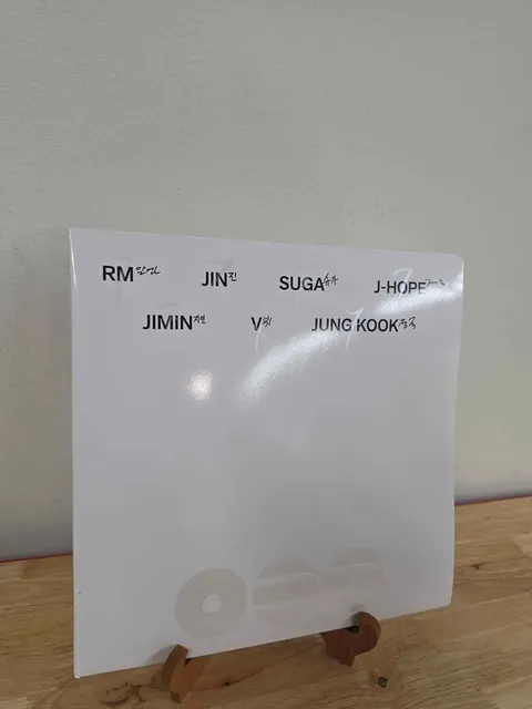 BTS – Complete Arirang Deluxe Color Vinyl – Red & White Splatter