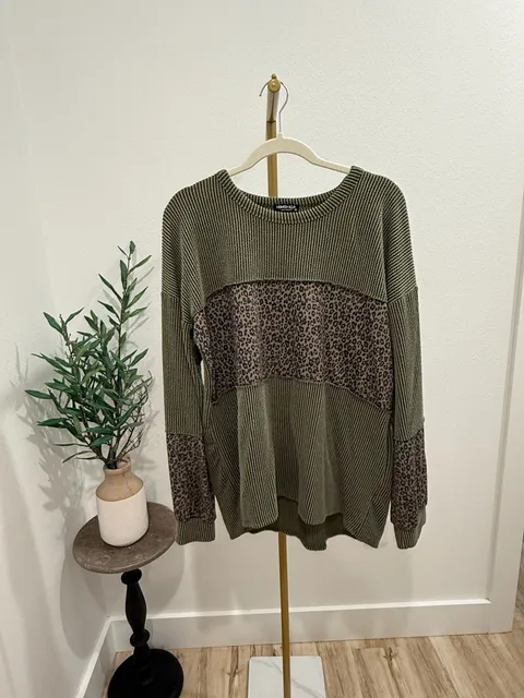 Heimish USA Waffle Knit Top Size 1X Olive Green Leopard Block Long Sleeve