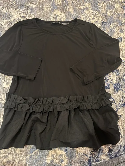 Ivanka Trump Ruffle Hem Top Size L/G Black 3/4 Sleeve