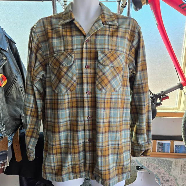Pendleton The Original Board Shirt Size M Blue Gold Plaid Wool