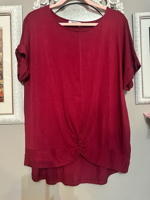 Zenana Top Size L Burgundy Knot Front Short Sleeve Shirt