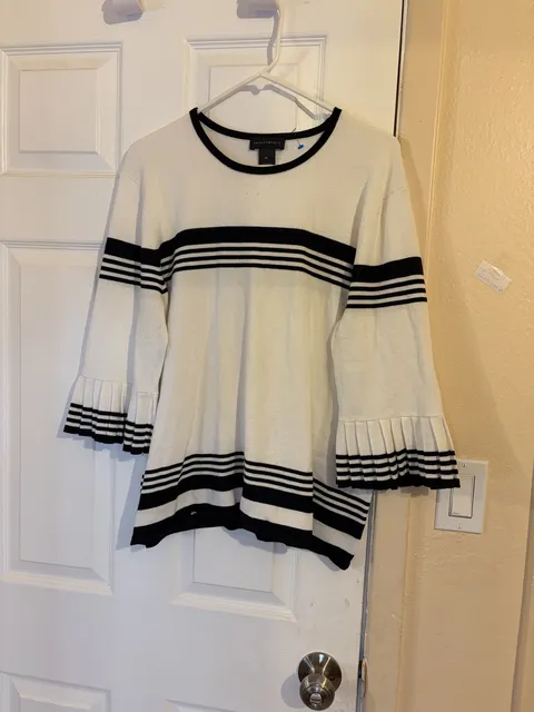 Investments Striped Sweater XL White Black Pleated Bell Sleeve Knit Top