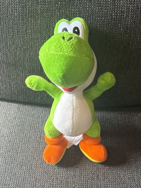 Nintendo Super Mario Yoshi Green Dinosaur Plush Stuffed Toy