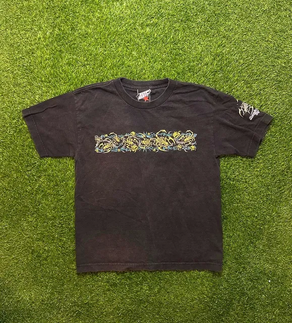 Vintage 1990s Top Heavy Scorpion Bay Graphic Tee.