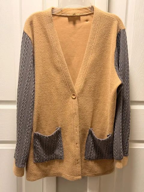 Entro Cardigan Size M Tan Gray Cable Knit Sleeve