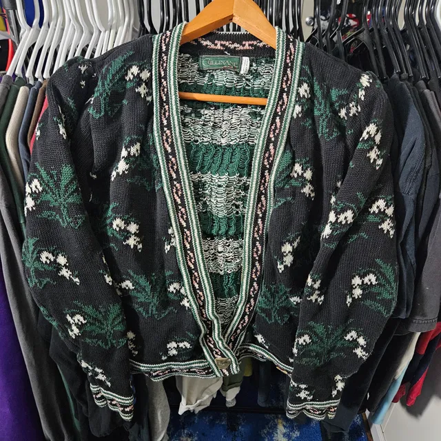 Cullinane Floral Knit Cardigan Sweater Black Green