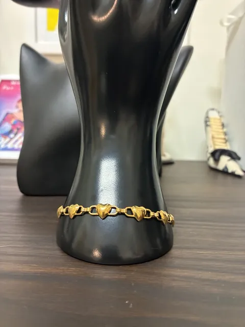 Avon Gold Tone Heart Link Bracelet