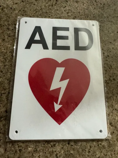 Pack of 4 AED Signs 7x10 Safety Defibrillator Wall Signs