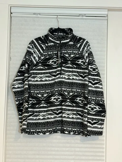 Eddie Bauer Fleece 1/4 Zip Size XL Black White Aztec Pattern Ultrasoft