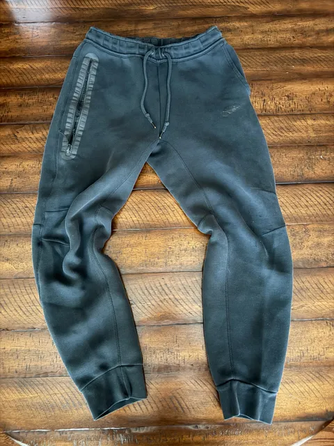 Nike Tech Fleece Sweatpants Size M Black Joggers