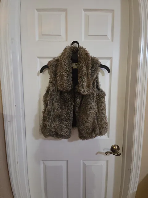 Jolt Faux Fur Vest Size L Brown