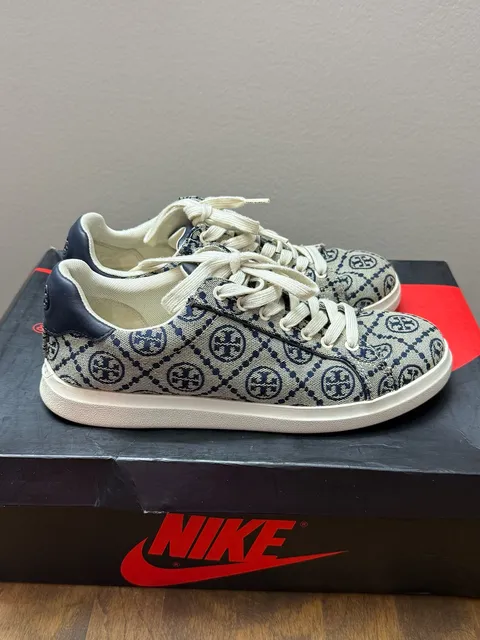 8W Tory Burch Howell T Monogram Jacquard Sneakers