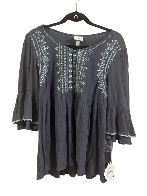 Knox Rose Embroidered Blouse Size M Gray Bell Sleeve Tunic Top