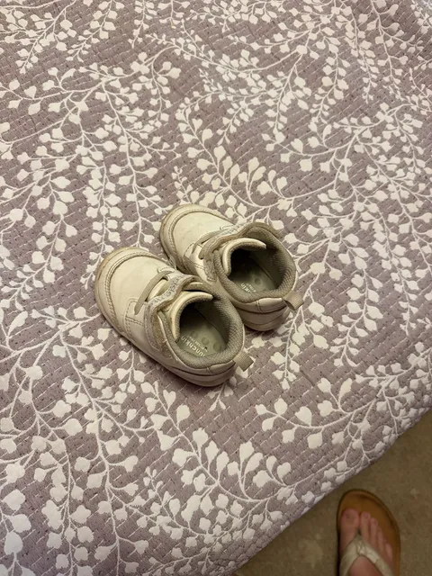Stride Rite Munchkin Mars Baby Sneaker, White, Infant, Unisex ...,