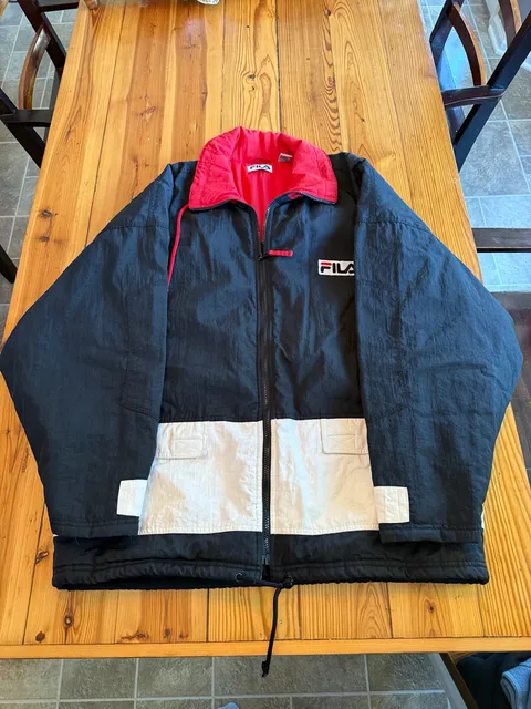 Fila Vintage Puffer Jacket Size L Colorblock Black Red