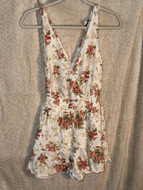 American Eagle Floral Romper Size M White Pink V-Neck Ruffle