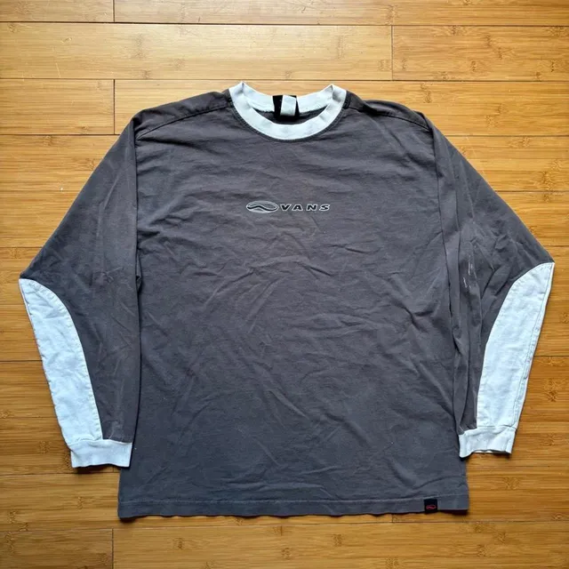 Vans Long Sleeve T-Shirt Gray White