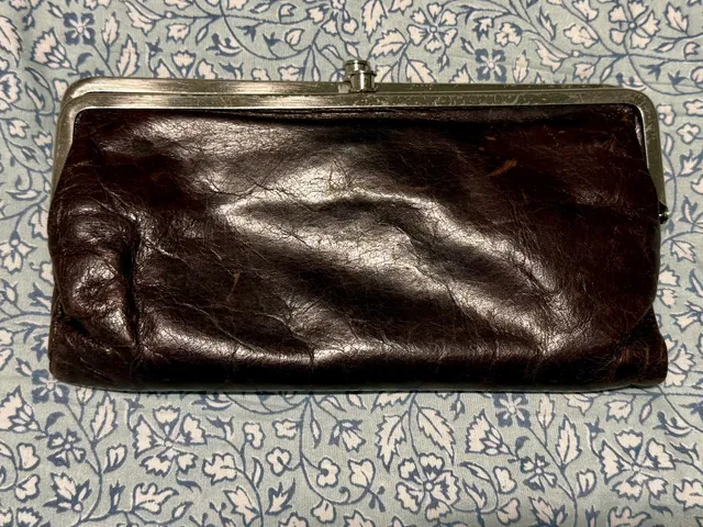 Hobo Brown Leather Kiss Lock Wallet
