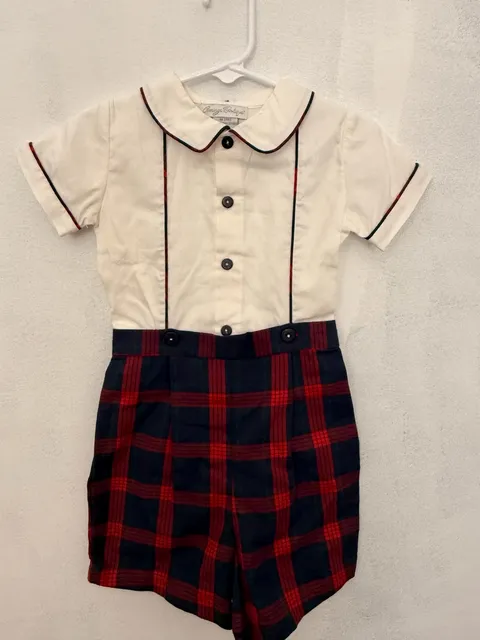 Carriage Boutique holiday/Christmas Romper Size 12M White Red Plaid Cotton
