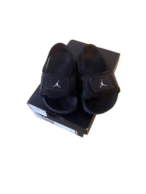 Jordan Hydro 3 BT Size 6C Black White Sandals
