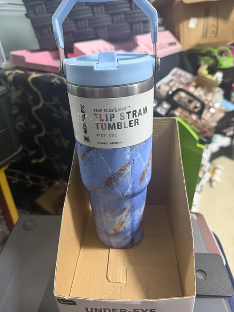 Stanley The IceFlow Flip Straw Tumbler 30 Oz Blue Marble