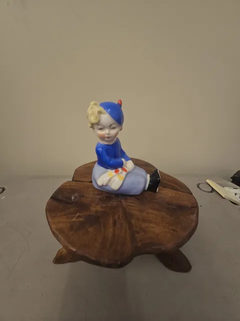 Vintage Ceramic Girl Figurine Made In Czechoslovakia