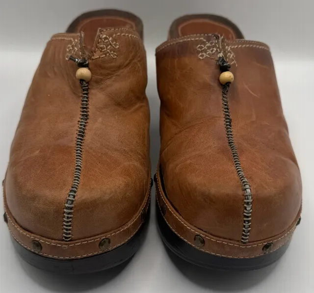 Indigo by Clarks Leather Clogs Size 9M Brown Wood Studded