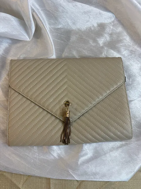 Chevron Quilted Envelope Clutch With Tassel Beige