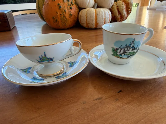 Set of 2 Vintage Walt Disney Productions Disneyland Castle Demitasse Cup And Saucer