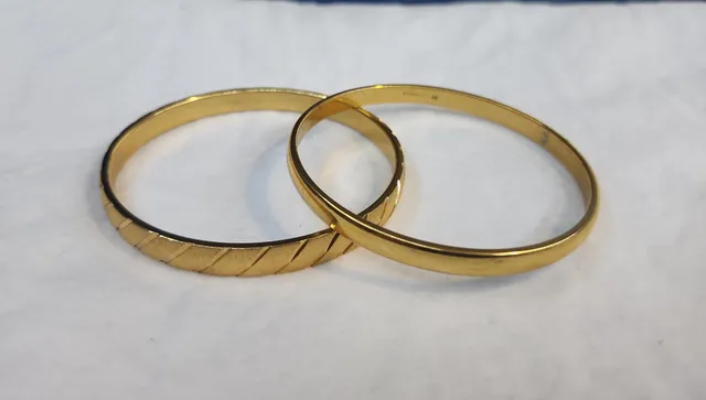 Monet Gold Tone Bangle Bracelets Set Size M