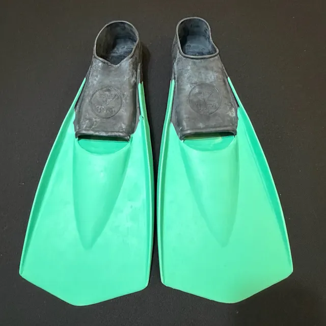 TYR Flexfins Swim Fins Green Black sz XL 11-13