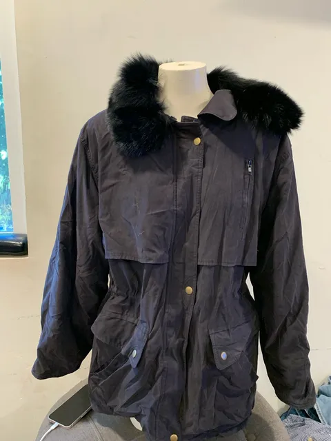 Guy laroche Skea Paris Vail Vintage Black Ski Jacket Faux Fur Trim Winter