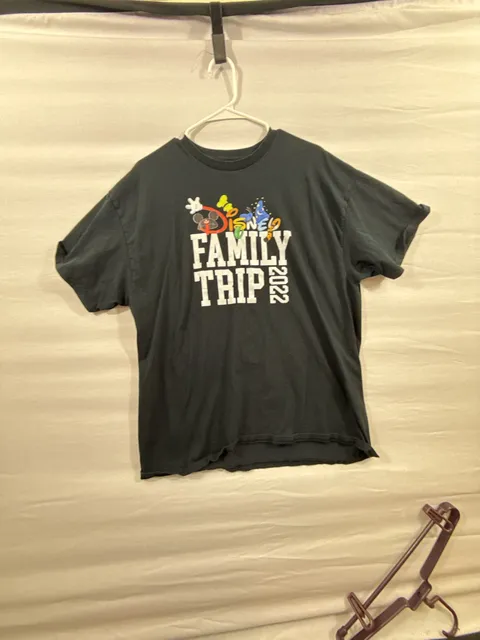 Gildan Disney Family Trip 2022 T-Shirt Size XL Black Cotton Graphic Tee