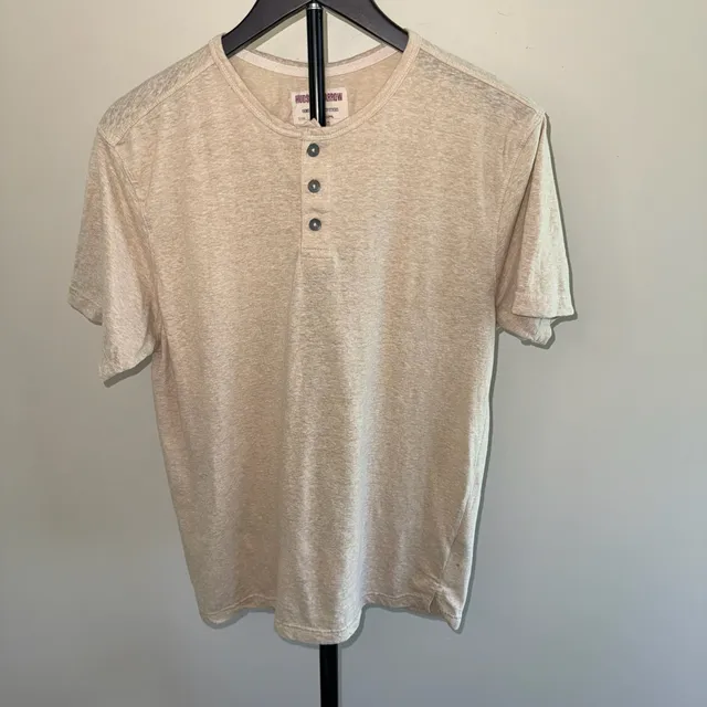 Hudson & Barrow Henley Shirt Size Medium Tan Short Sleeve