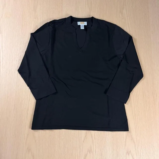 Talbots Petites V-Neck Blouse Size M Black Long Sleeve Knit