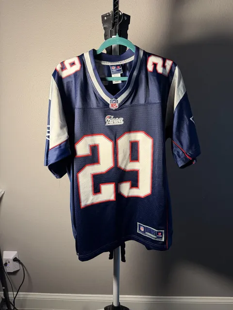 NFL Pro Line New England Patriots Jersey Size M Blue #29