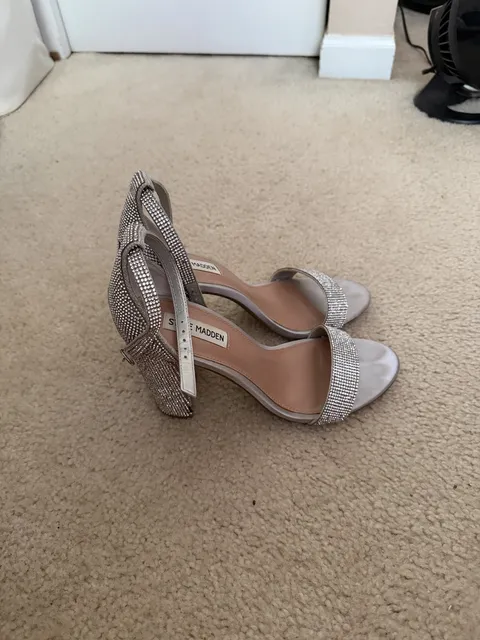 Steve Madden Carrson Rhinestone Heels Size 10M Silver Block Sandals