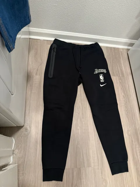 Nike LA Lakers Tech Fleece Sweatpants Black Size Large